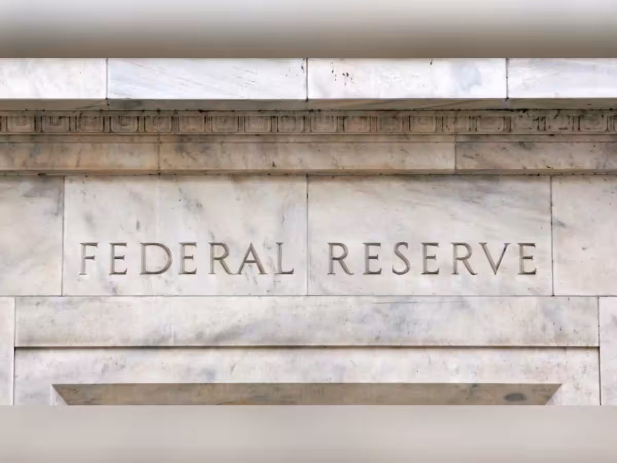 US stocks face rate